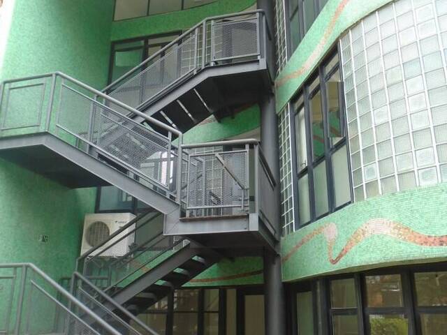 Prédio Comercial para Venda em Barueri - 1