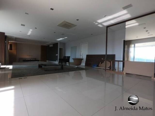 Apartamento para Venda em Santana de Parnaíba - 1