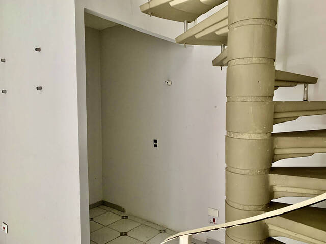 Prédio Comercial para Locação em Barueri - 4
