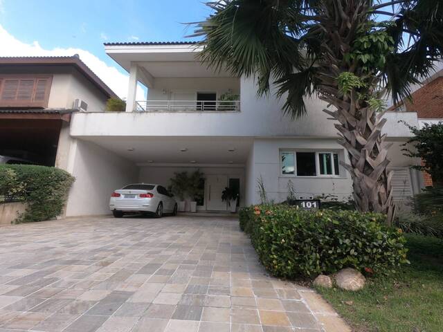 Casa para Venda em Santana de Parnaíba - 3