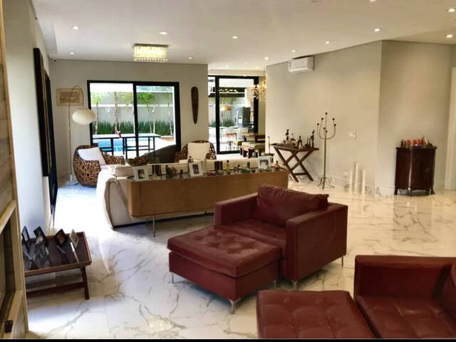 Casa para Locação em Santana de Parnaíba - 2