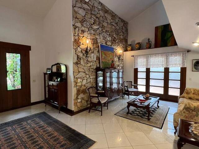 #6160 - Casa para Venda em Barueri - SP