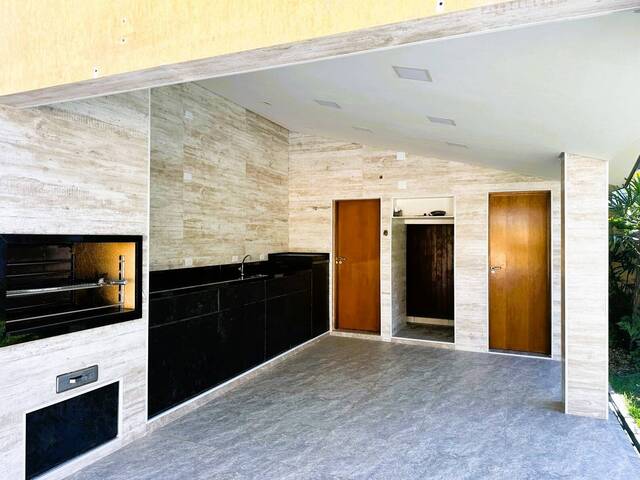 Casa para Venda em Santana de Parnaíba - 4