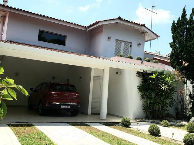 #6415 - Casa para Venda em Santana de Parnaíba - SP