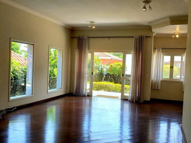 Casa para Venda em Santana de Parnaíba - 5