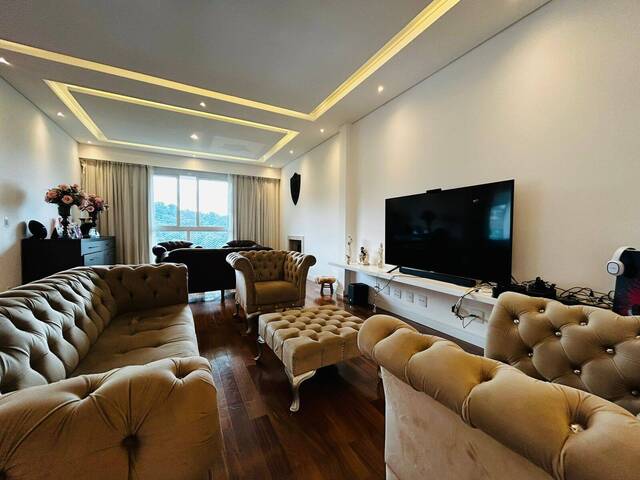 Apartamento para Venda em Santana de Parnaíba - 2
