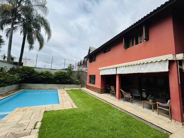 Casa para Venda em Santana de Parnaíba - 4