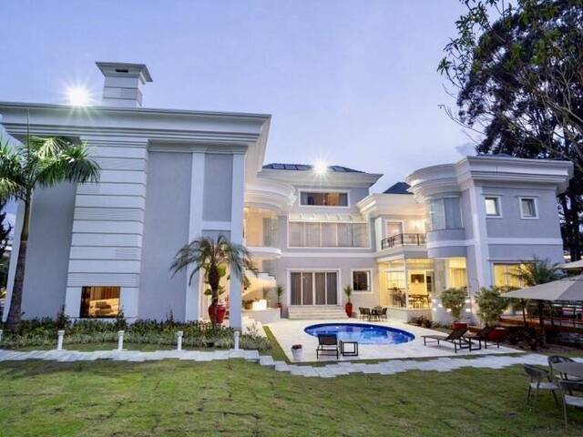 Casa para Venda em Santana de Parnaíba - 5