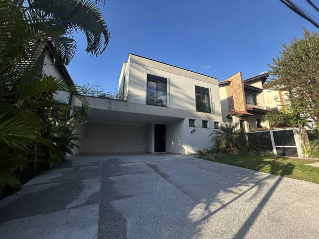 #6503 - Casa para Venda em Santana de Parnaíba - SP