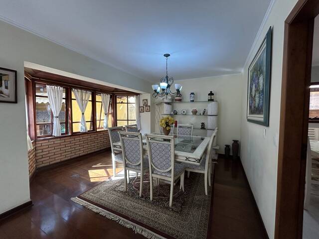 Casa para Venda em Santana de Parnaíba - 5