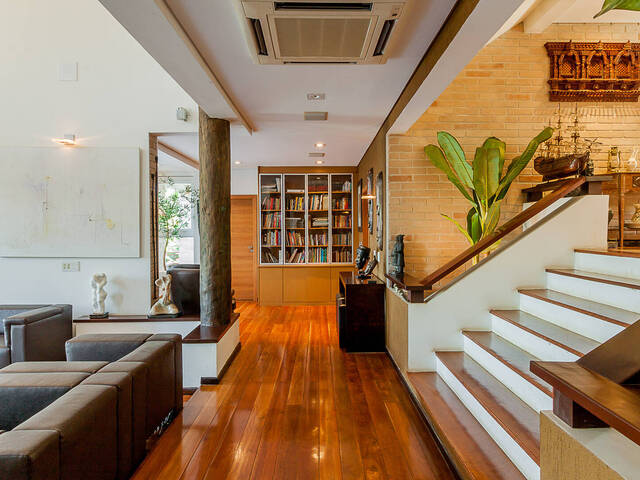 Casa para Venda em Santana de Parnaíba - 4