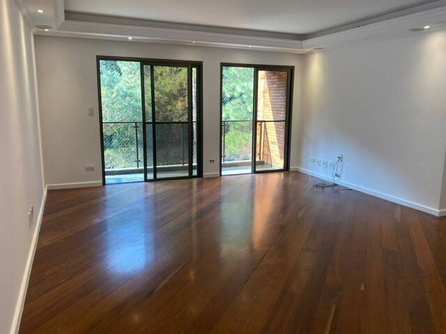 Apartamento para Venda em Santana de Parnaíba - 4