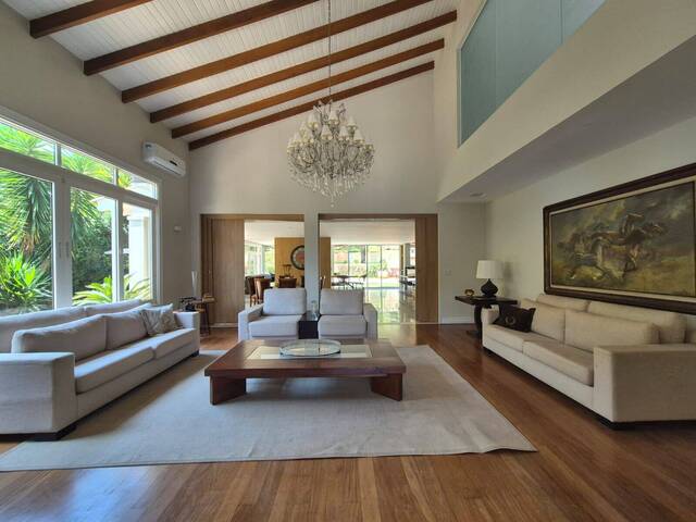 Casa para Locação em Santana de Parnaíba - 4