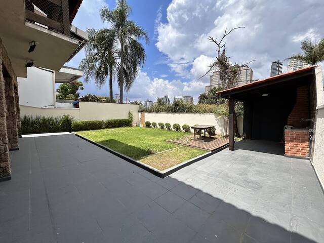 Casa para Locação em Santana de Parnaíba - 2