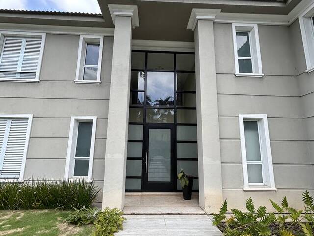 #5697 - Casa para Locação em Santana de Parnaíba - SP