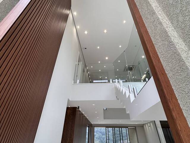 Casa para Venda em Santana de Parnaíba - 5