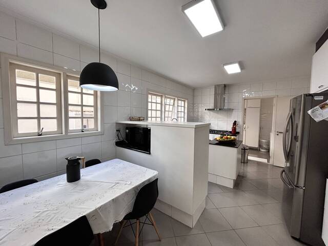 Casa para Venda em Santana de Parnaíba - 5
