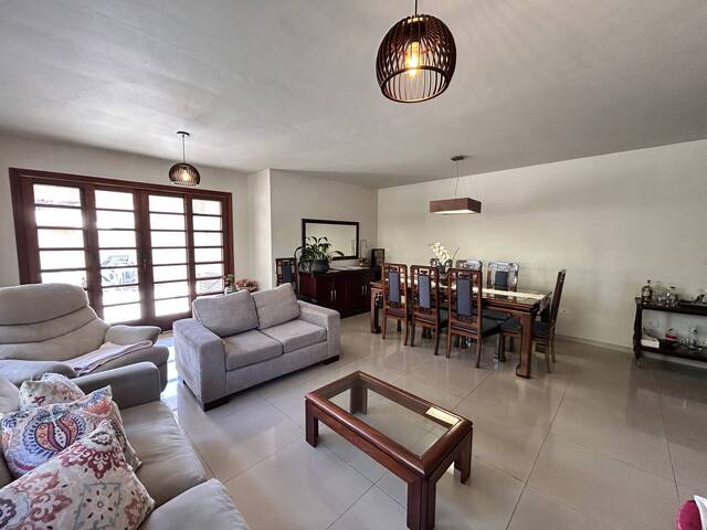 #6686 - Casa para Venda em Santana de Parnaíba - SP - 1