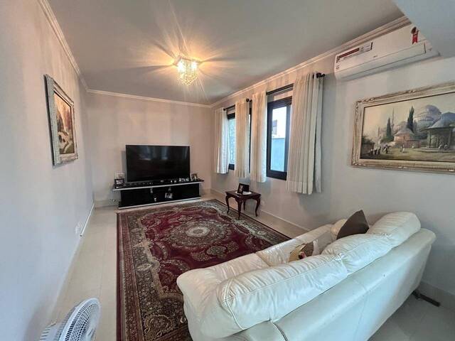 Casa para Venda em Santana de Parnaíba - 2