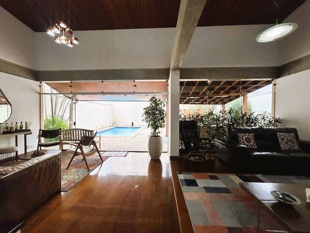 Casa para Venda em Santana de Parnaíba - 5
