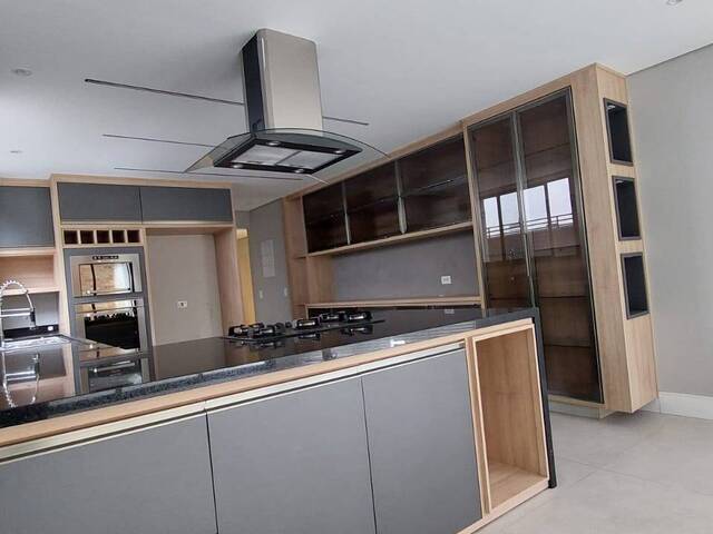 Casa para Venda em Santana de Parnaíba - 5