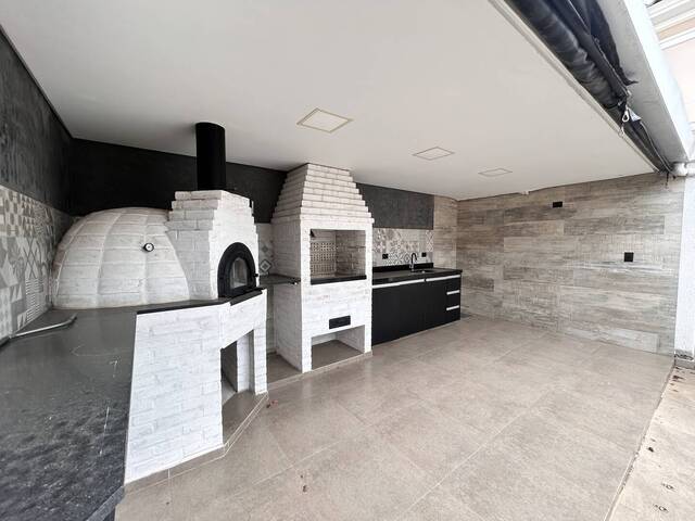Casa para Venda em Santana de Parnaíba - 5