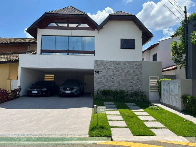 #6704 - Casa para Venda em Santana de Parnaíba - SP - 1
