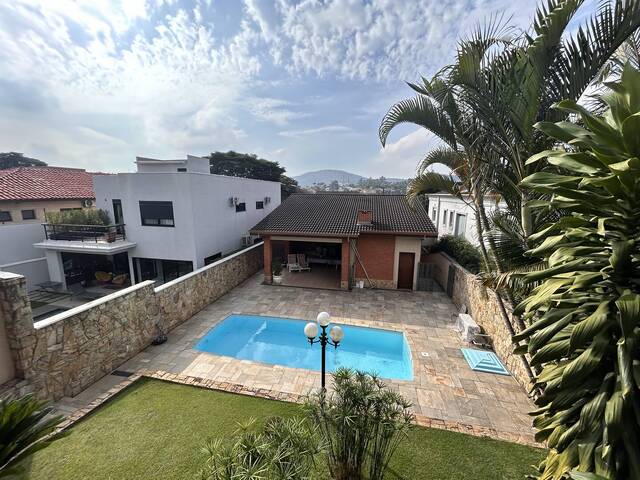 Casa para Venda em Santana de Parnaíba - 4