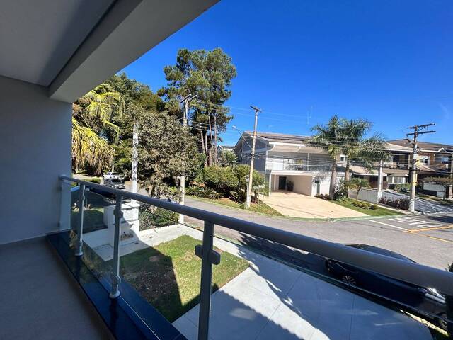 Casa para Venda em Santana de Parnaíba - 2