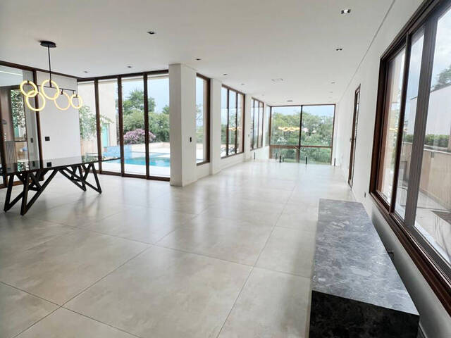 Casa para Venda em Santana de Parnaíba - 5
