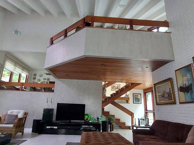 Casa para Venda em Santana de Parnaíba - 5