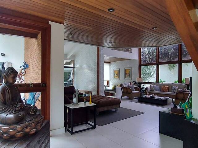 Casa para Venda em Santana de Parnaíba - 4