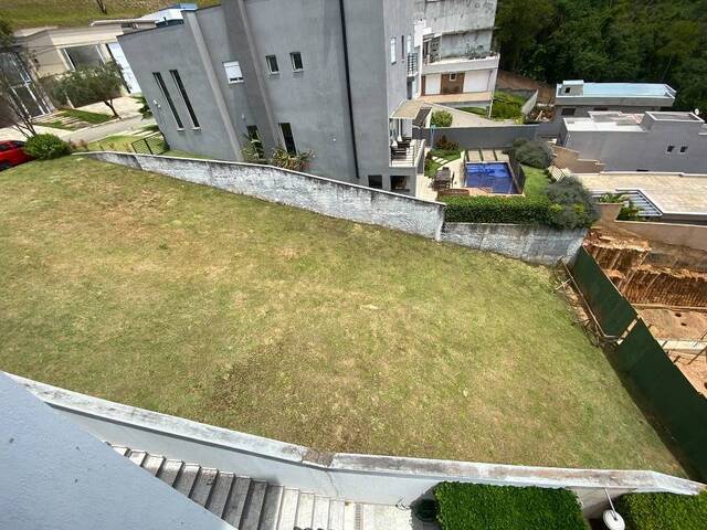 Terreno para Venda em Santana de Parnaíba - 2