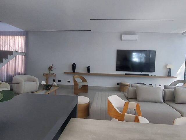 Casa para Venda em Santana de Parnaíba - 4