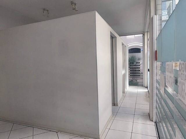 Prédio Comercial para Locação em Barueri - 5