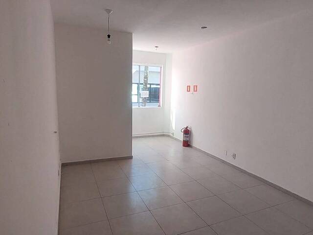 Prédio Comercial para Locação em Barueri - 4
