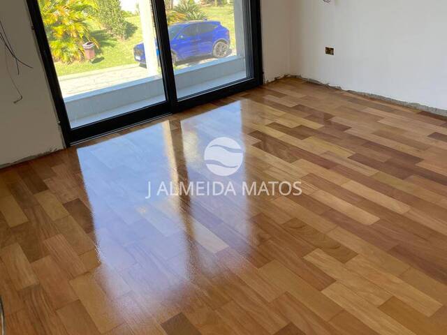 Casa para Venda em Santana de Parnaíba - 2